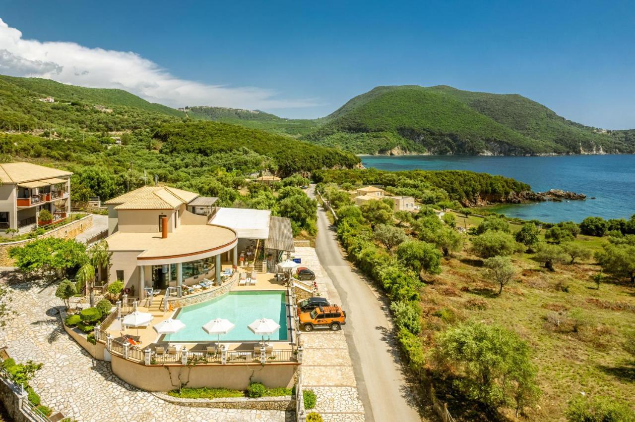 3Aktes Suites & Studios Sivota  Bagian luar foto